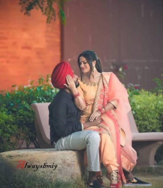 Punjabi Couple Graphics,Images For Facebook, Whatsapp, Twitter